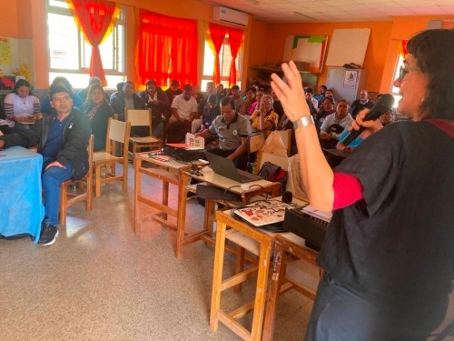 EDUCACI&Oacute;N FORTALECE LA IMPLEMENTACI&Oacute;N DE PROYECTOS EDUCATIVOS BILING&Uuml;ES INTERCULTURALES