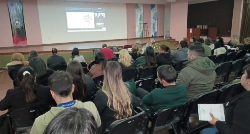 EDUCACI&Oacute;N FORTALECE LA FORMACI&Oacute;N PARA PREVENIR Y ABORDAR SITUACIONES DE BULLYING Y VIOLENCIAS EN LAS ESCUELAS