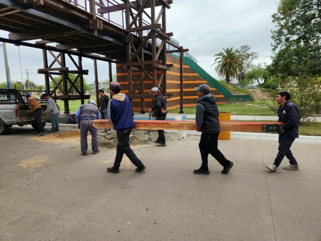 Nuestro intendente destacó las reparaciones en el Puente La Fundación realizadas con recursos y personal municipal