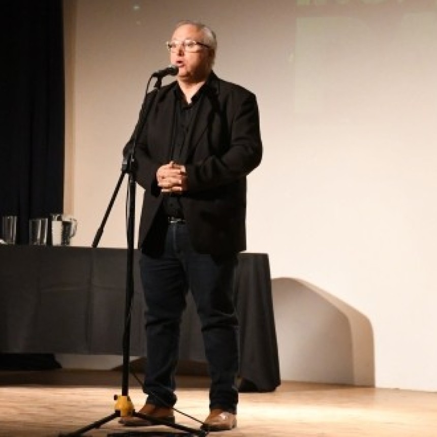 SVENSON DESTAC&Oacute; LA CHARLA DE CIBERSEGURIDAD Y ANUNCI&Oacute; LA ESCUELA MUNICIPAL DE CIENCIAS DE LA COMPUTACI&Oacute;N Y POR EL DIA DEL PROGRAMADOR