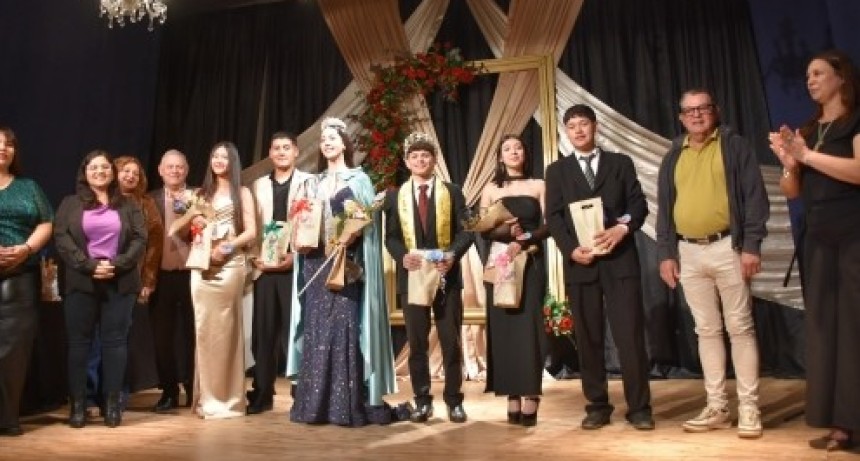 Villa &Aacute;ngela celebr&oacute; la fiesta de la juventud y eligi&oacute; a sus nuevos Reyes de los Estudiantes y de la Primavera 2026
